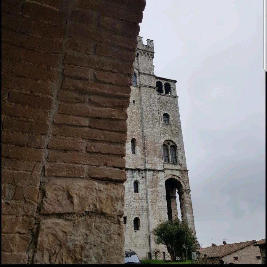 Appartamento Gattapone 9 Gubbio Extérieur photo
